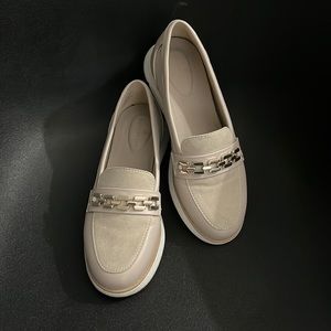 Bandolino Loafers Size 7